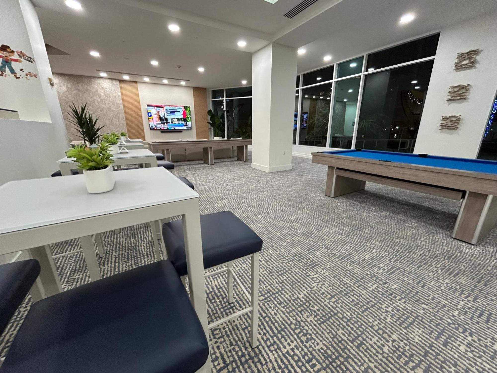 Waterview Condo- Spacious 2 Bedroom - Central - Steps To Beach 포트 로더데일 외부 사진